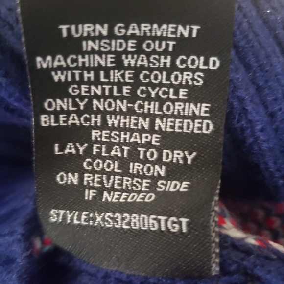 Women’s Alpine Skier Graphic Sweater Blue Medium - Picture 15 of 15